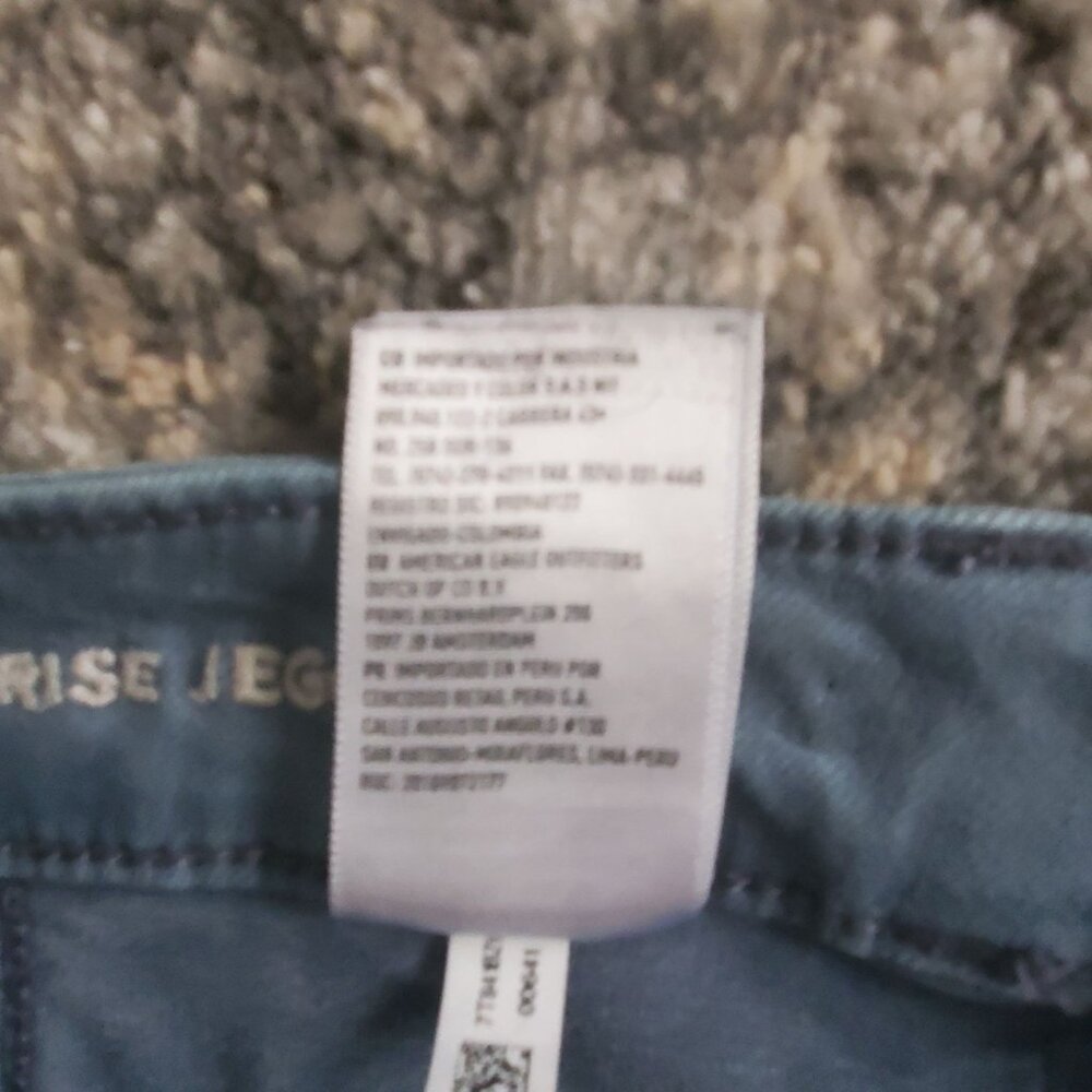 American Eagle Women's NE(X)T LEVEL STRETCH Super High-Rise Jeggings Size 4 Long - Picture 8 of 11